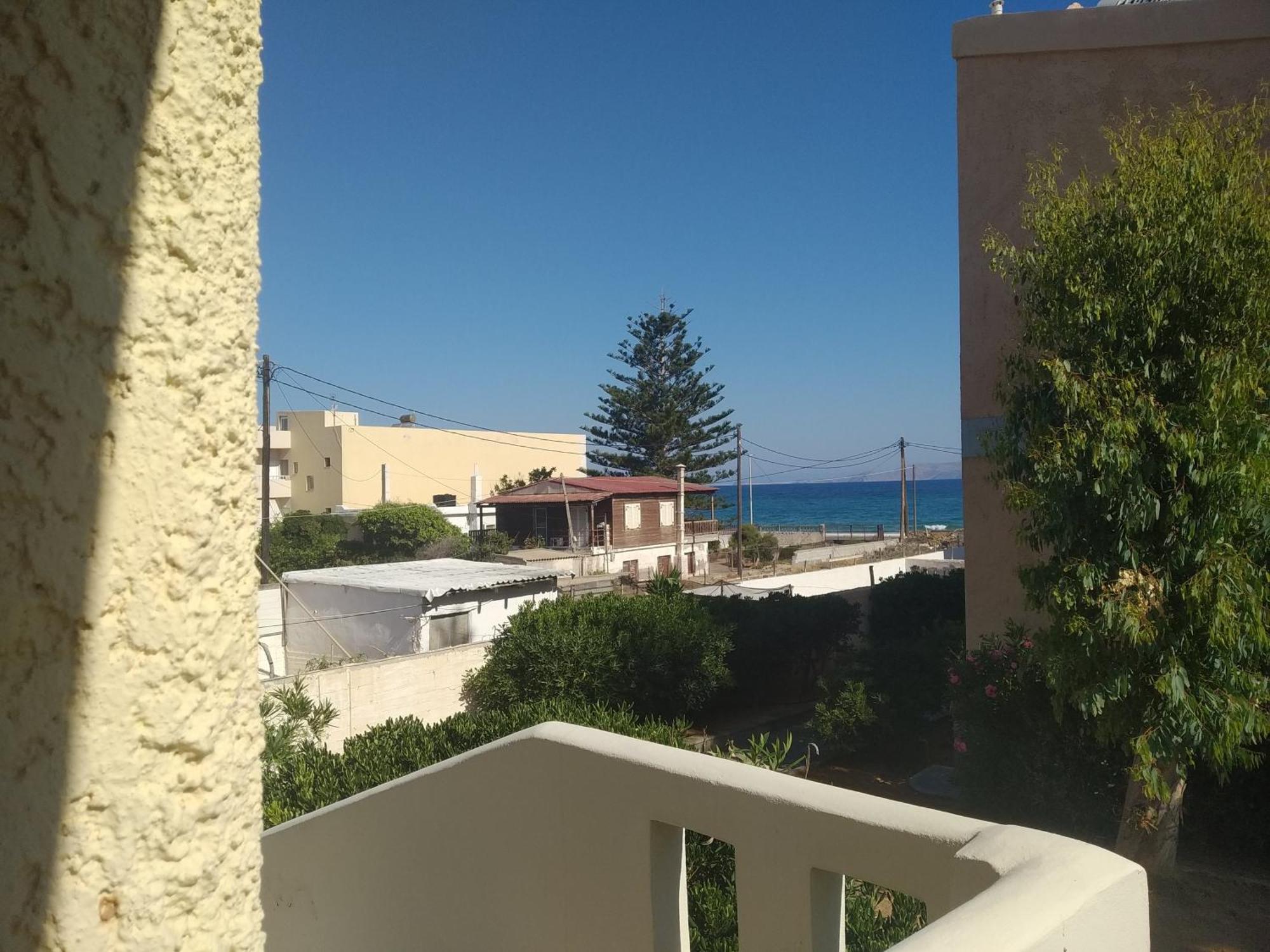 Niros Beachfront Aparthotel Kokkini Hani Exterior foto