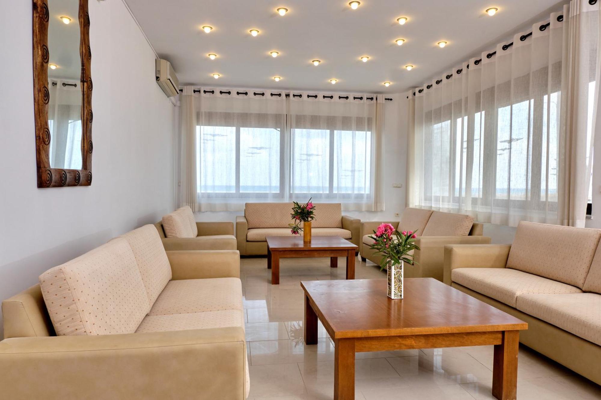 Niros Beachfront Aparthotel Kokkini Hani Exterior foto