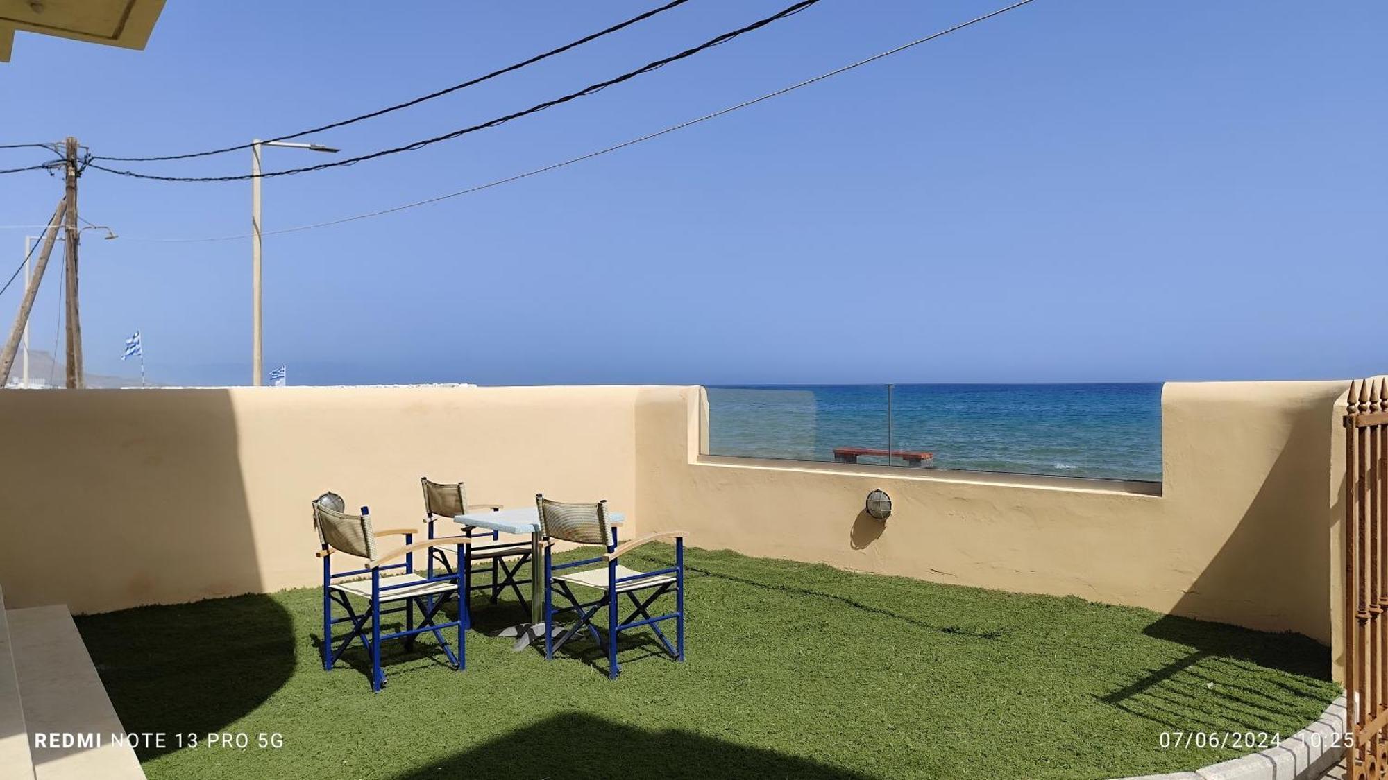 Niros Beachfront Aparthotel Kokkini Hani Exterior foto