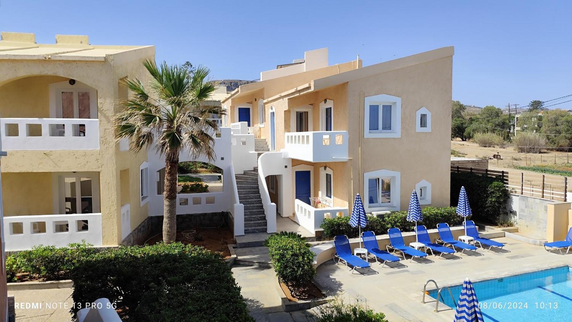 Niros Beachfront Aparthotel Kokkini Hani Exterior foto