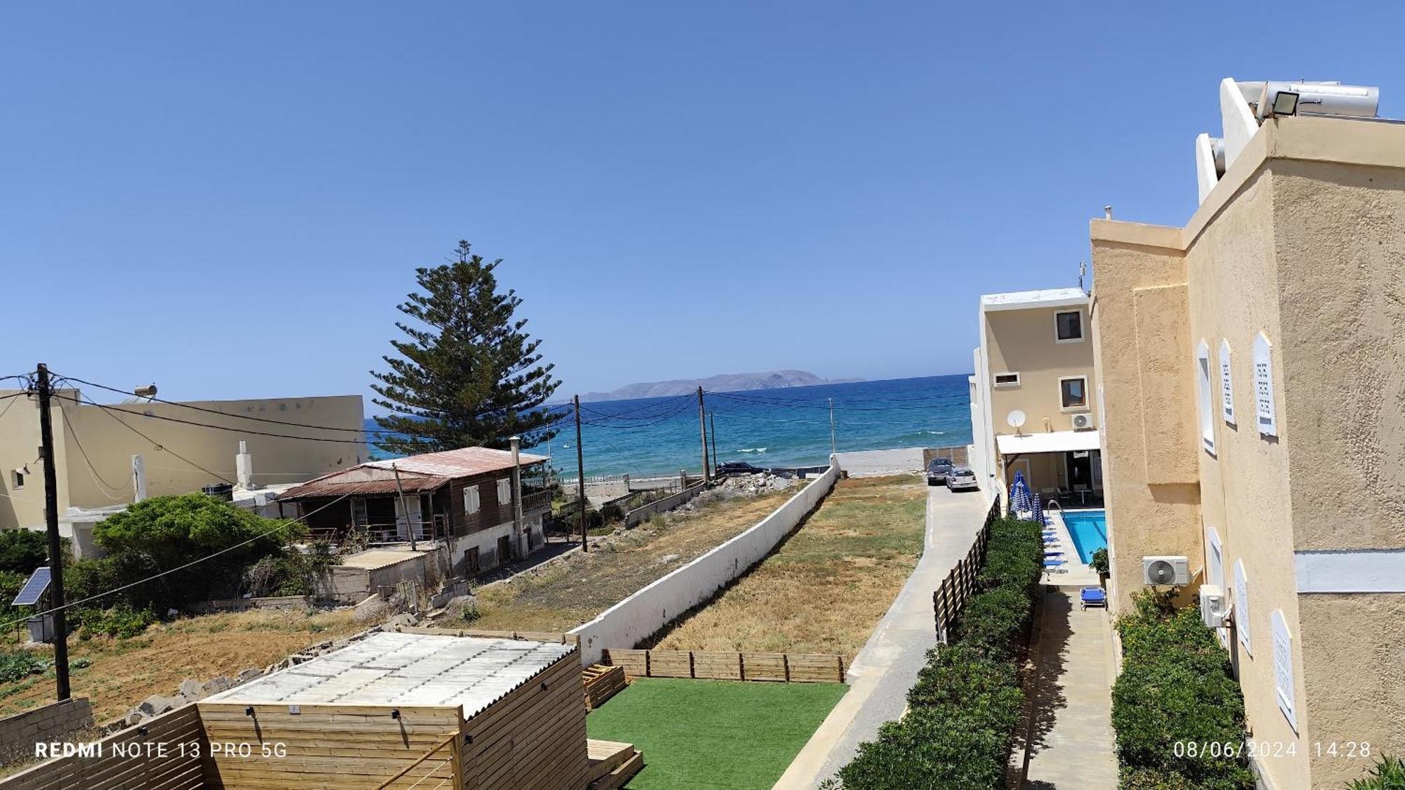 Niros Beachfront Aparthotel Kokkini Hani Exterior foto